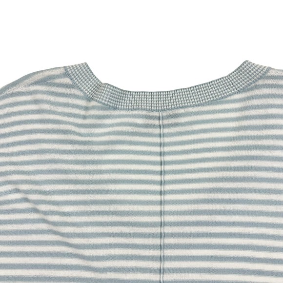 Vineyard Vines Sweater Striped Light Blue Pima Cotton Size XS Scoop Neck Soft! - Picture 6 of 10